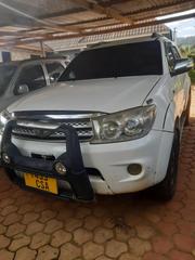 Toyota Fortuner 2005 White for sale