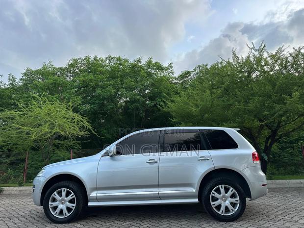 Volkswagen Touareg 2007 Silver