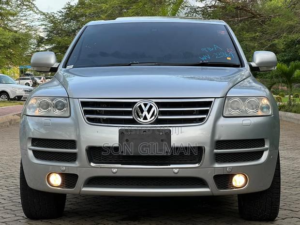 Volkswagen Touareg 2007 Silver