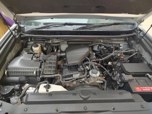 Toyota Land Cruiser Prado 4.0 Petrol TX-L 2015 Silver
