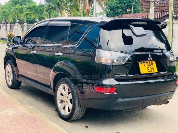 Mitsubishi Outlander 2009 Black