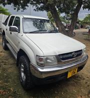 Toyota Hilux 2010 White for sale
