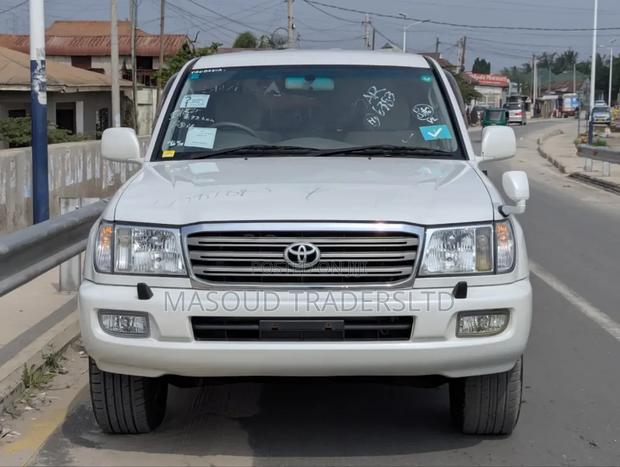 Toyota Land Cruiser 4.5 V8 GXR 2007 White