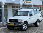 Toyota Land Cruiser 2011 White for sale