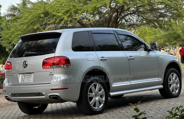 Volkswagen Touareg 2007 Silver