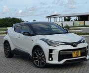Toyota C-HR 2019 White for sale