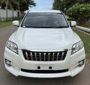 Toyota Vanguard 2012 White for sale