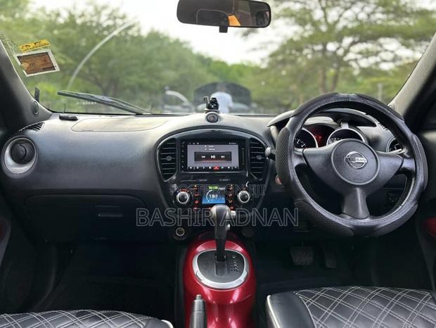 Nissan Juke 2011 Gray