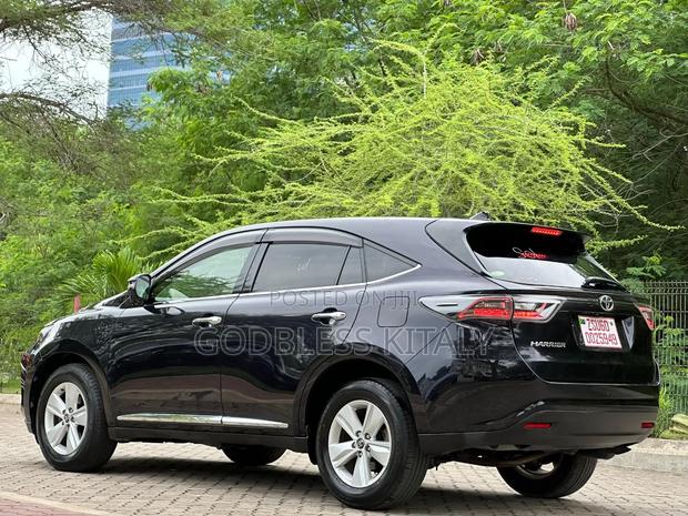 Toyota Harrier 2.0 2014 Black