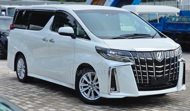 Toyota Alphard 2.5 Petrol AWD 2022 White