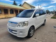 Toyota Noah 2005 White for sale