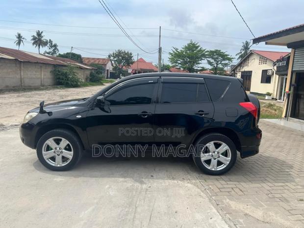 Toyota RAV4 2007 Black