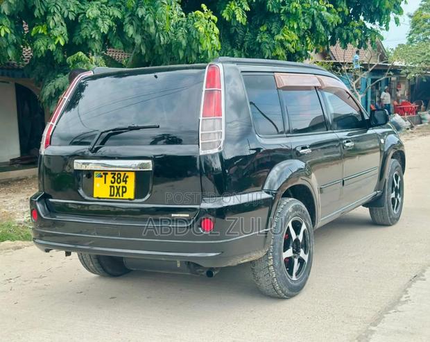 Nissan X-Trail 2005 Black