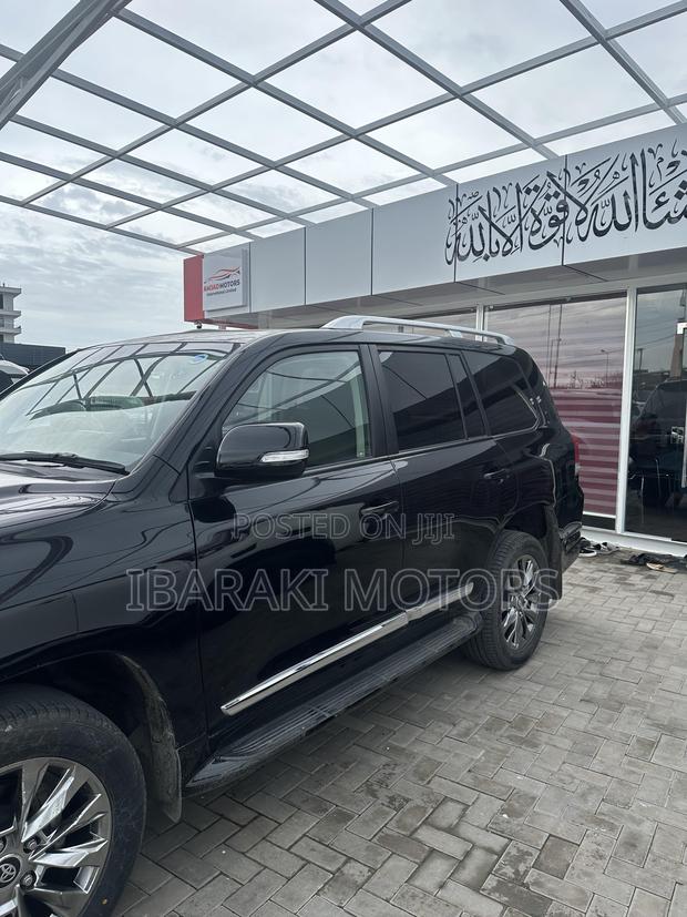 Toyota Land Cruiser 2020 Black