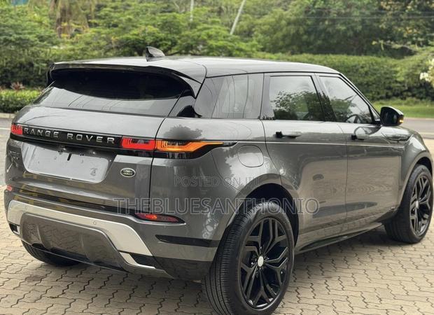 Land Rover Range Rover Evoque 2021 Gray