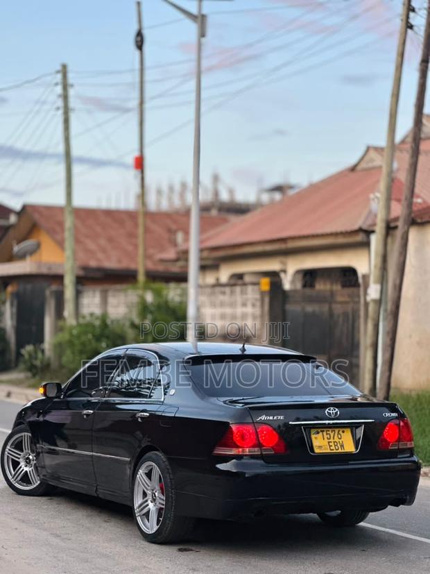 Toyota Crown 2007 Black