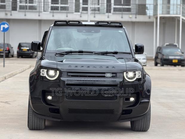 Land Rover Defender X-Dynamic SE 2023 Black
