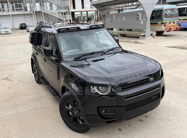 Land Rover Defender X-Dynamic SE 2023 Black