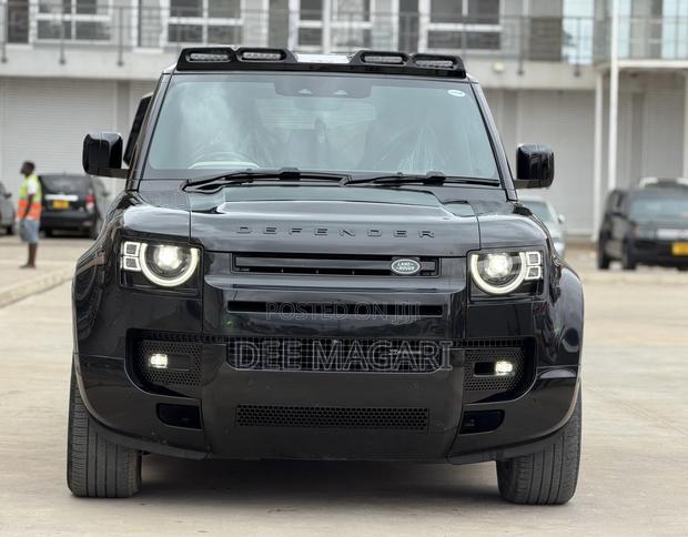 Land Rover Defender X-Dynamic SE 2023 Black
