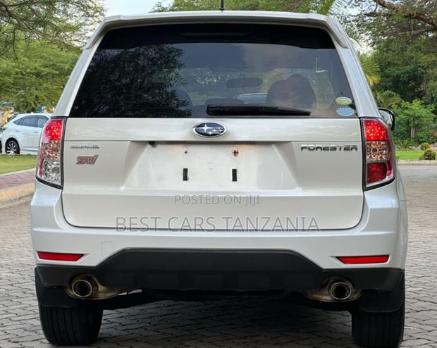 Subaru Forester 2011 White