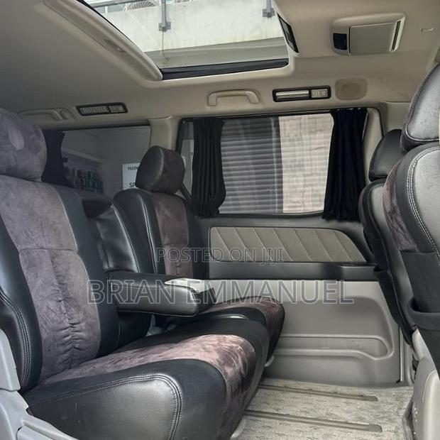 Toyota Alphard 2004 White
