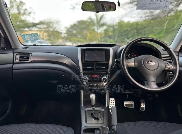 Subaru Forester 2011 Off white