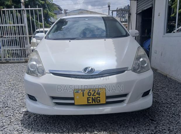 Toyota Wish 2006 White