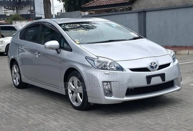Toyota Prius 2010 Silver