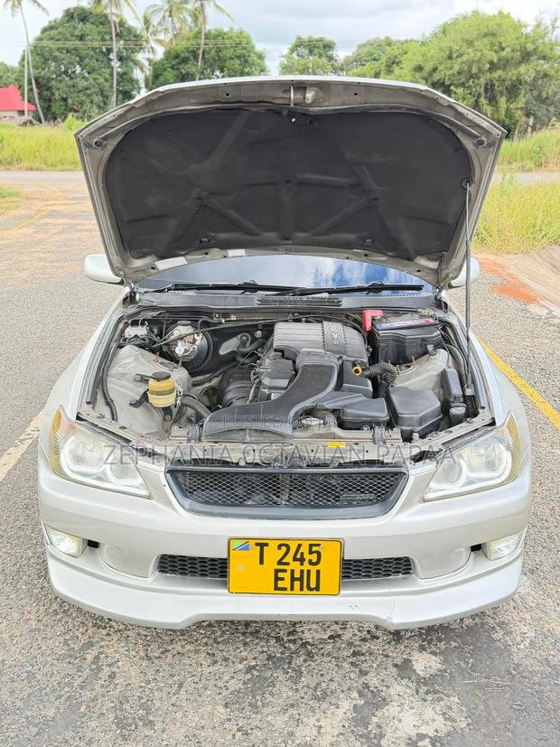 Toyota Altezza 2002 Silver