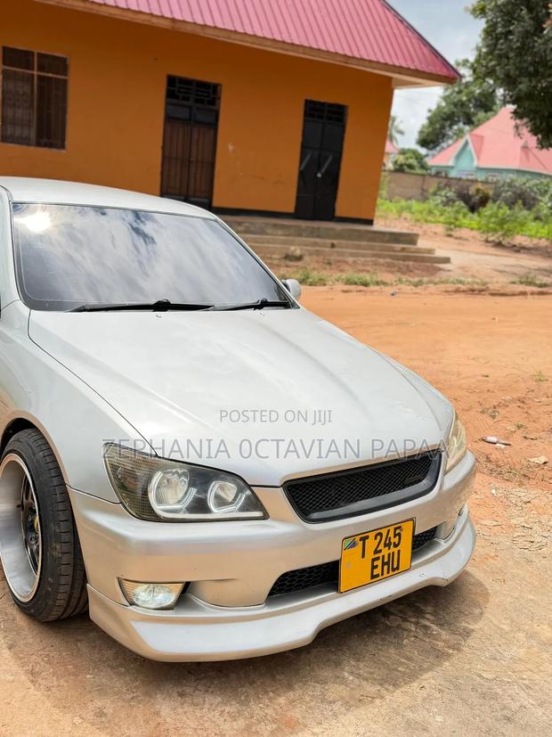 Toyota Altezza 2002 Silver
