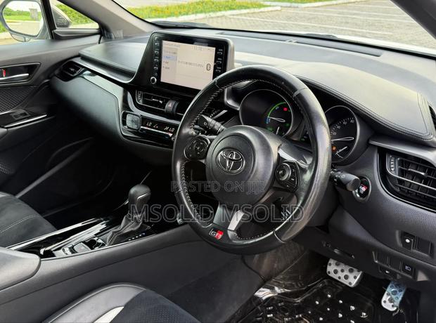 Toyota C-HR 2019 White