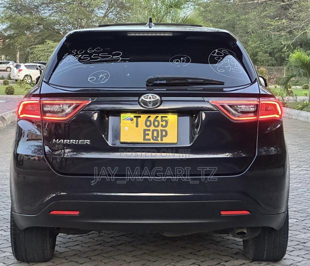 Toyota Harrier 2016 Black