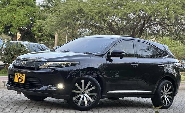 Toyota Harrier 2016 Black