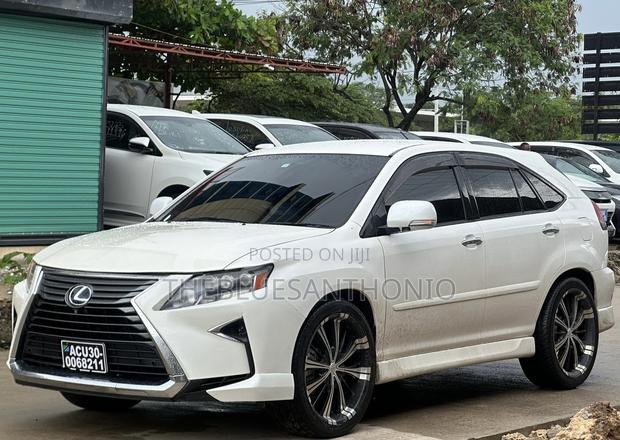 Lexus LX 570 2009 White
