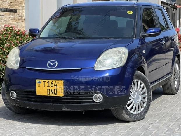 Mazda Verisa 2008 Blue