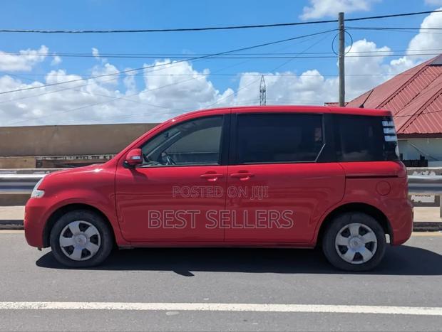 Toyota Sienta 1.5 AWD 2005 Red