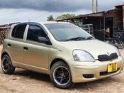Toyota Vitz 2004 Gold for sale