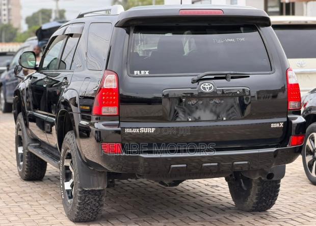 Toyota Hilux Surf 2007 Black