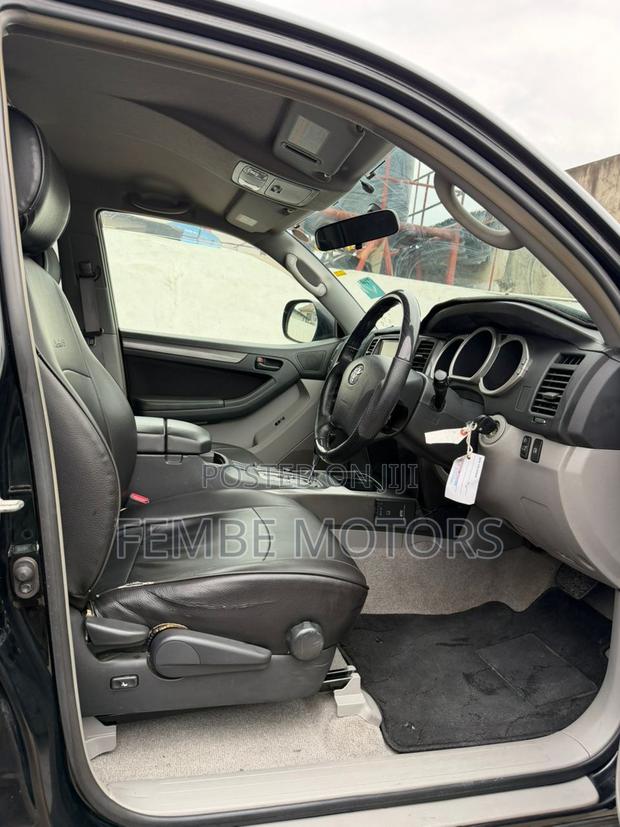 Toyota Hilux Surf 2007 Black