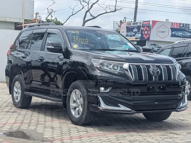 Toyota Land Cruiser Prado 4.0 Petrol TX 2022 Black