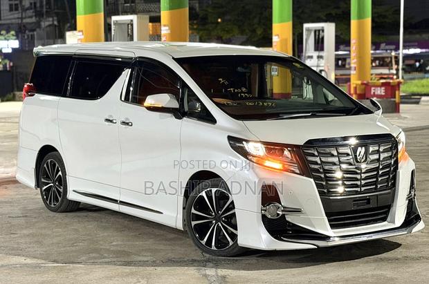 Toyota Vellfire 2016 Pearl