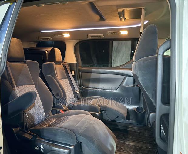 Toyota Vellfire 2016 Pearl