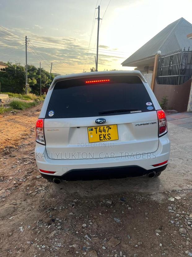 Subaru Forester 2011 White