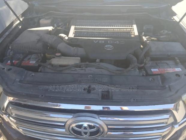 Toyota Land Cruiser 2015 Black