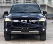 Toyota Land Cruiser LC300 2025 Gray for sale