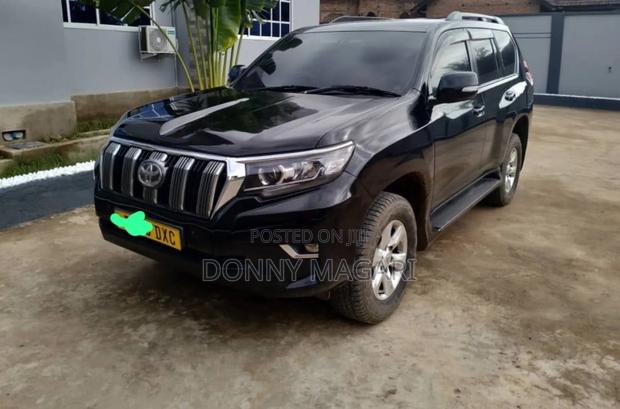 Toyota Land Cruiser Prado 2010 Black