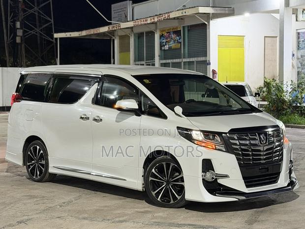 Toyota Alphard 2016 White