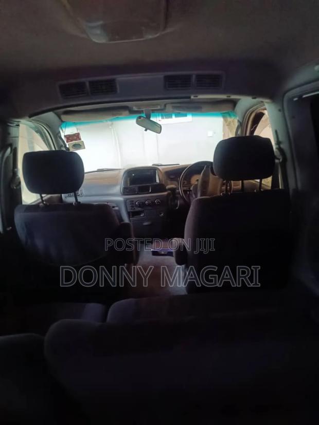 Toyota Noah 2001 White