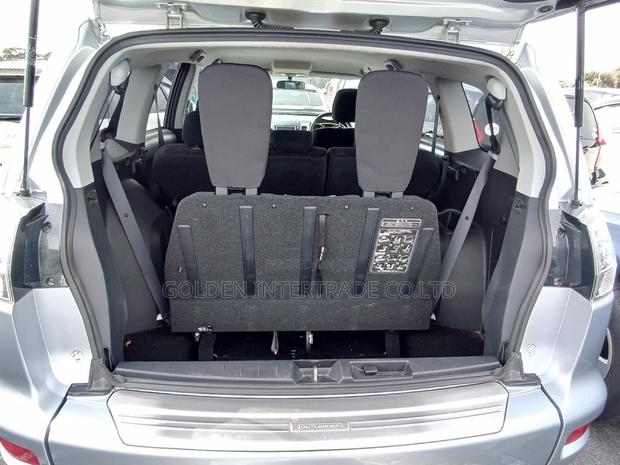 Mitsubishi Outlander ES 2011 Silver