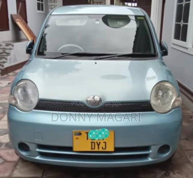 Toyota Sienta 1.5 AWD 2006 Blue